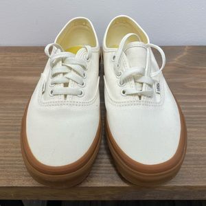 Vans authentic cream with gum sole. NEW
